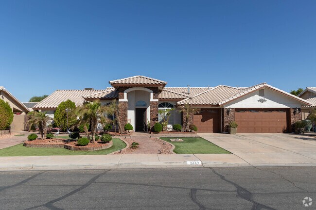 Find your dream home in Parkway Place.