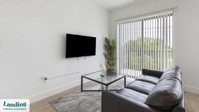 650 E Sycamore St unit 3315, Denton, TX 76201 - photo 4