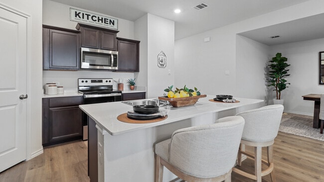 517 Lansdowne Dr, Caddo Mills, TX 75135 - photo 2