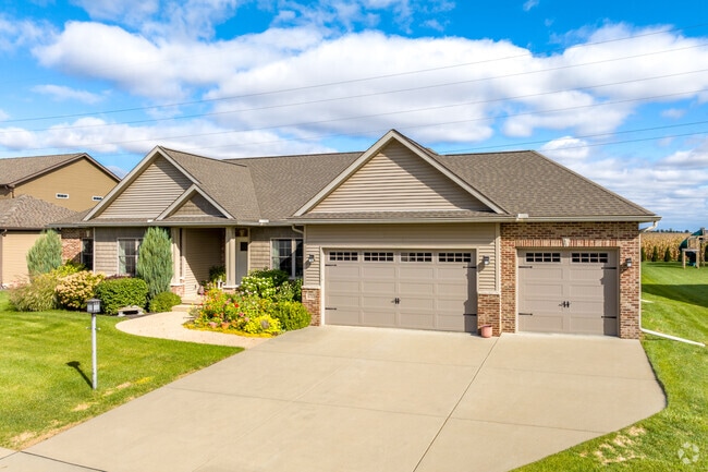 Modern traditional homes are common throughout Washington.