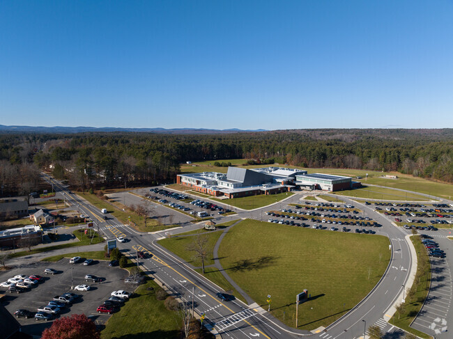 North Middlesex Regional High School is a public high school located in Townsend serving 9-12.