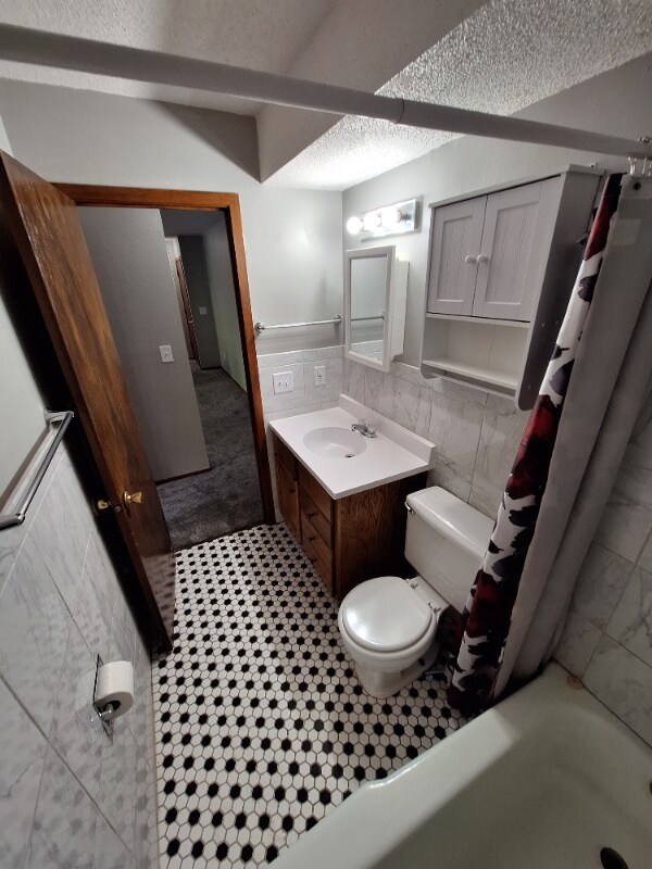 1676 English St unit 303, Saint Paul, MN 55106 - photo 4