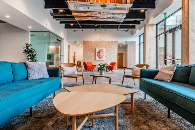 Corner Apartments, Omaha, NE 68131 - photo 2