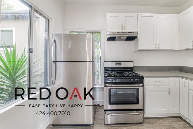 4811 Melrose Ave unit 201, Los Angeles, CA 90029 - photo 2