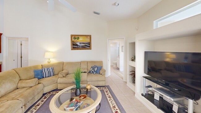 6644 Butlers Crest Dr, Bradenton, FL 34203 - photo 2