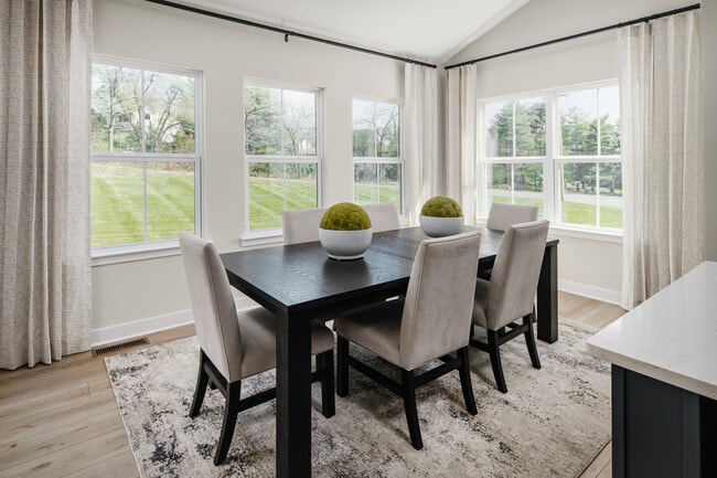 105 Barnett St, Venetia, PA 15367 - photo 7