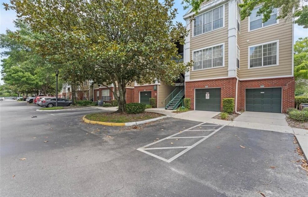 13015 Plantation Park Cir unit 127, Orlando, FL 32821 - photo 1