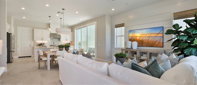 Valencia - Ruby, Ruby 1 Plan unit 37215716, Valencia, CA 91381 - photo 4