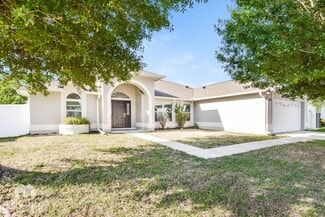 1523 Golden Poppy Ct, Orlando, FL 32824