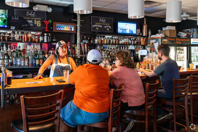 If you love live entertainment, tasty drinks, and great food then come visit the Bokeh Lounge.