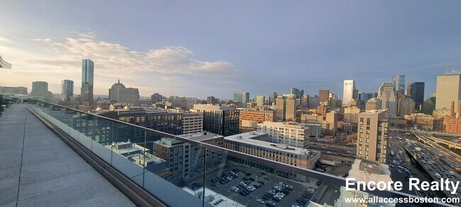 55 Traveler St unit 1710, Boston, MA 02118 - photo 3