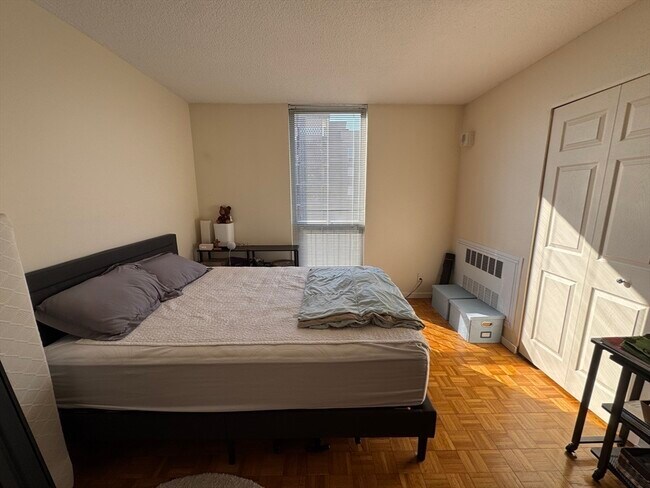 The Brook House unit 1010, Brookline, MA 02445 - photo 4