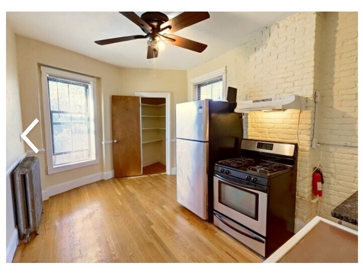86 Hammond St unit 7, Boston, MA 02120 - photo 1