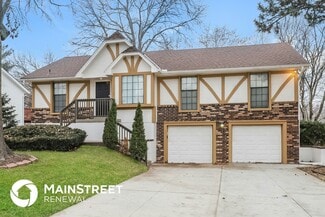 3710 NE Chapel Dr, Lee's Summit, MO 64064