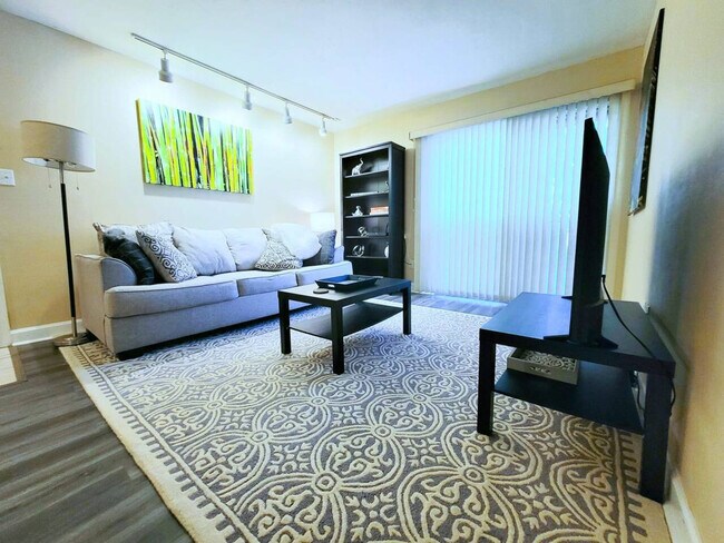 1700 SW 16th Ct unit ID1359114P, Gainesville, FL 32608 - photo 3