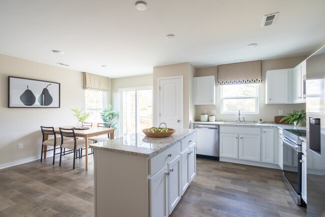 932 Encore Autumn Ln, Richmond, VA 23227 - photo 6