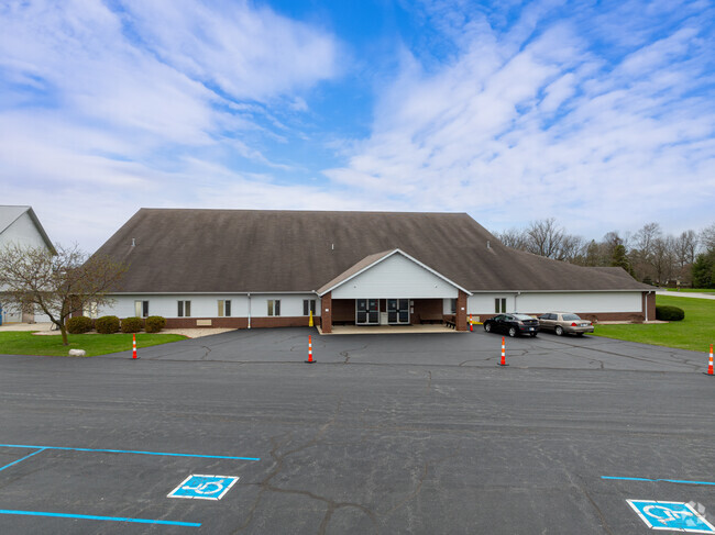 Emmanuel Christian School has a student-teacher ratio of 12 to 1.