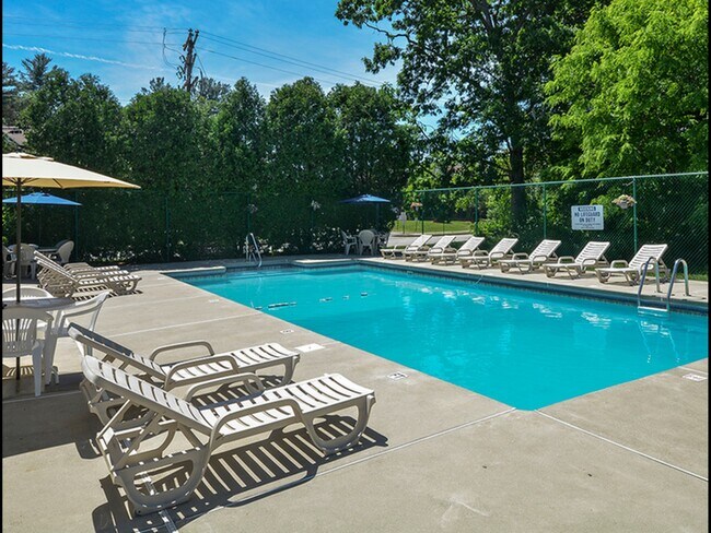 Sparkling Pool
