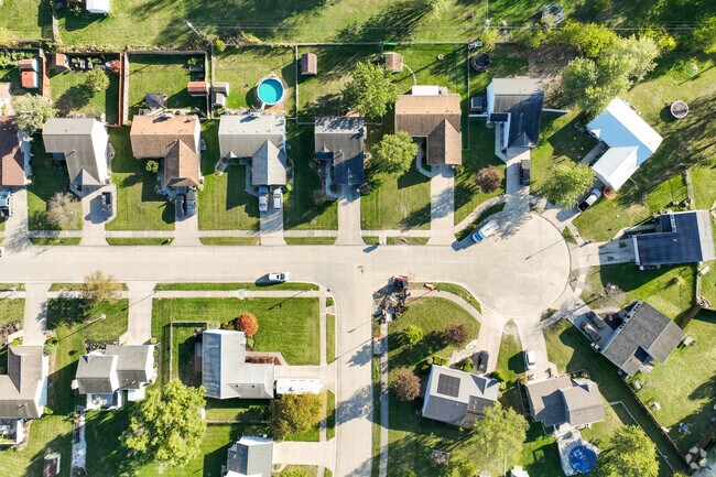 Concordia Gardens is a family friendly suburb just outside of Fort Wayne.