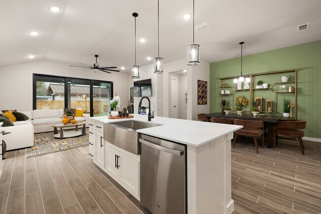 3824 Sena River Cir, Brownsville, TX 78520 - photo 4