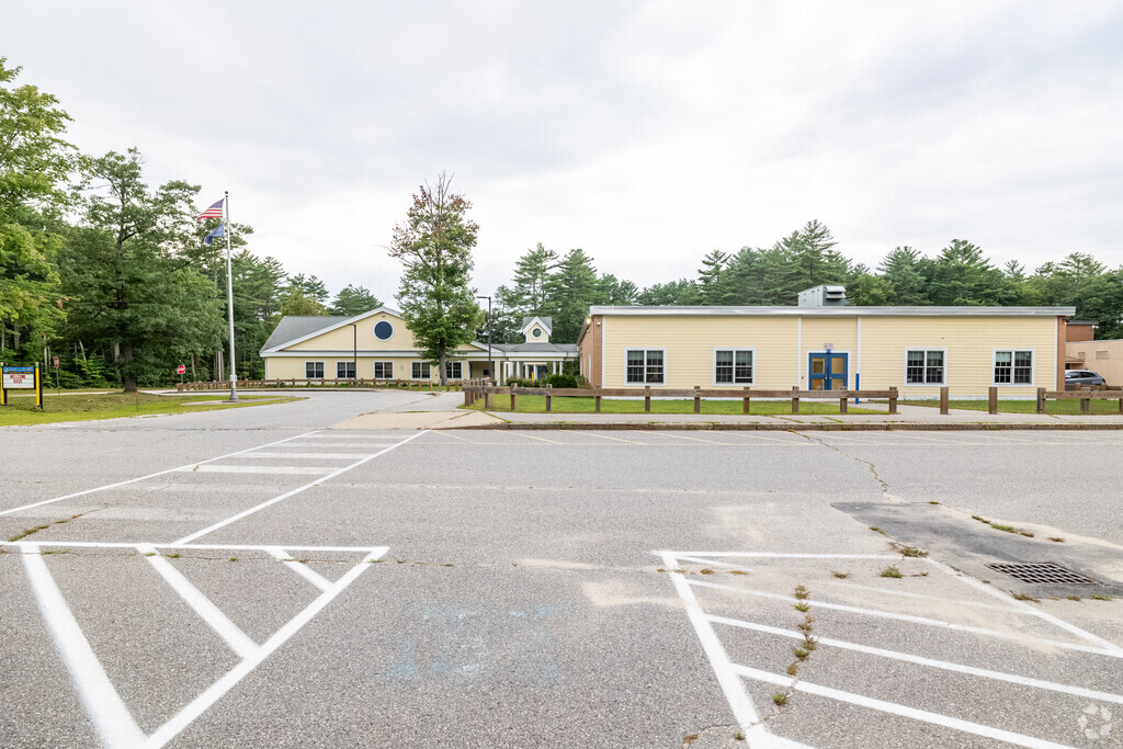 Paul Smith School is an elementary school serving grades K-3.