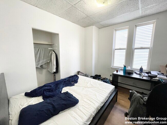 1572 Tremont St unit 2, Roxbury Crossing, MA 02120 - photo 4