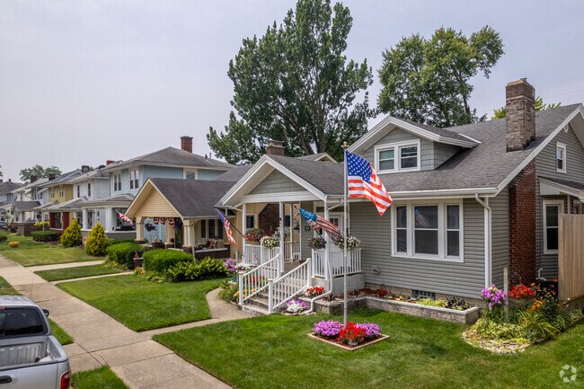 A row of homes in Hamilton shows off the variety of architecture in the neighborhood.