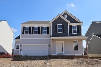 488 Crossing Ln, Miami Township, OH 45449