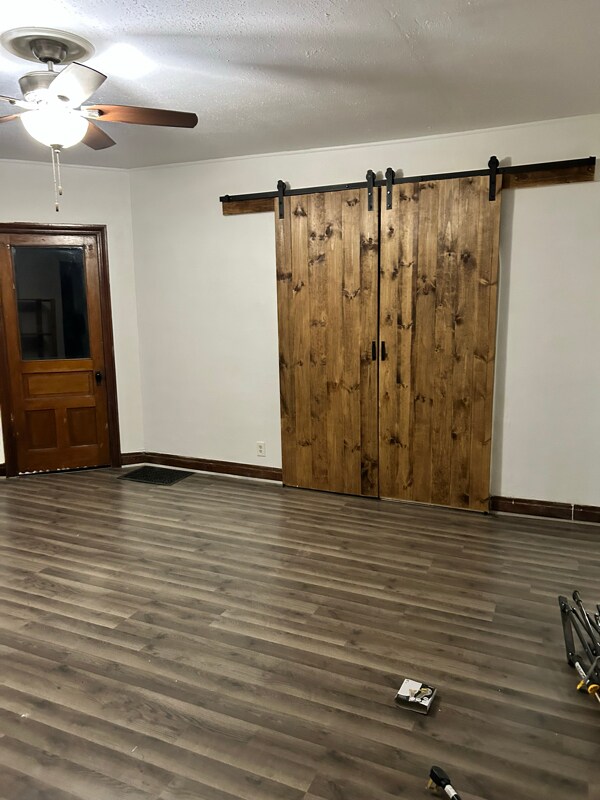 945 21st St unit 1, Rock Island, IL 61201 - photo 2