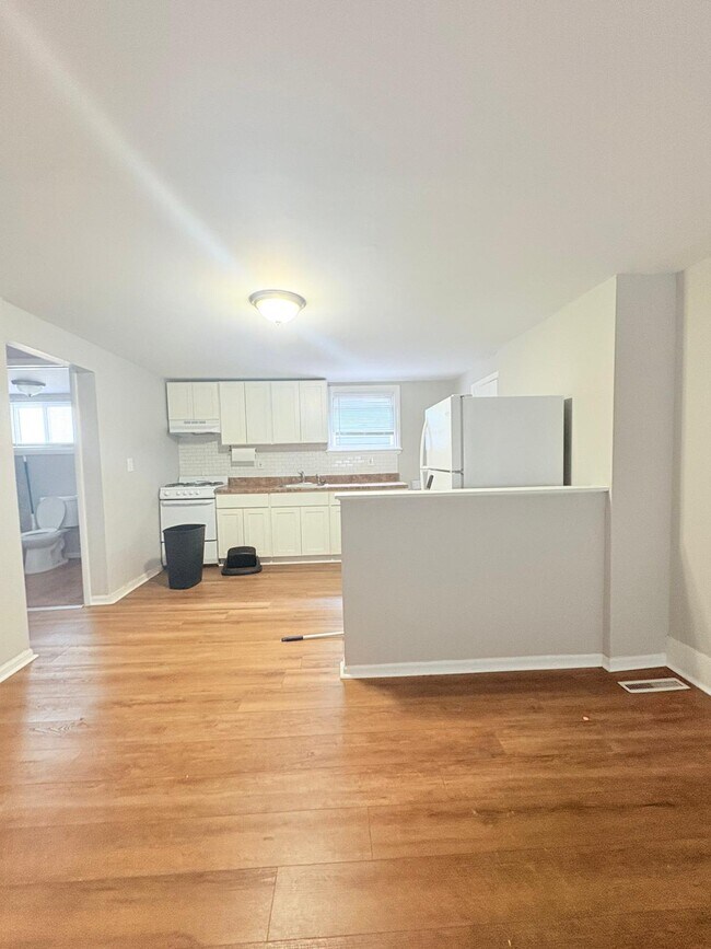 15 Maple St Unit 1, New Haven, CT 06511