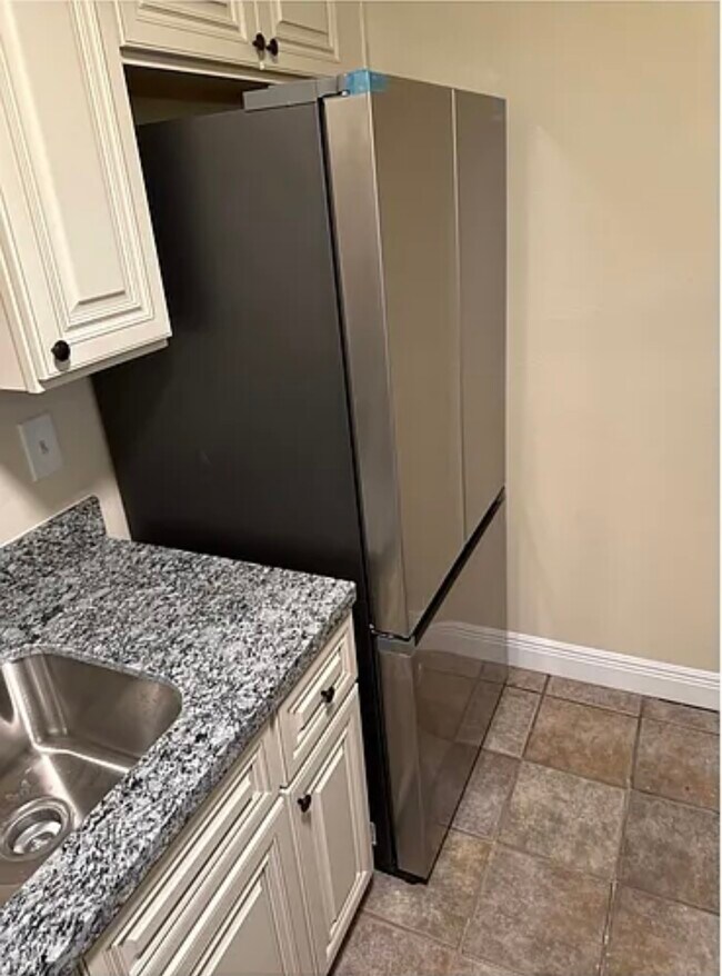 705 Vouray Dr unit 705 Vouray, Kenner, LA 70065 - photo 5