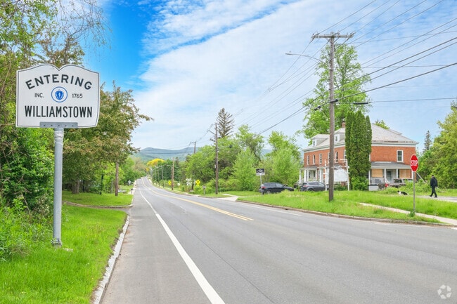 Williamstown has a population of about 7,513 and is about 46.9 square miles in area.