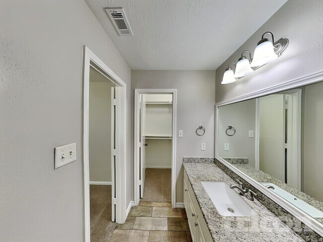 16229 Summerset Estates Blvd, Conroe, TX 77302 - photo 7