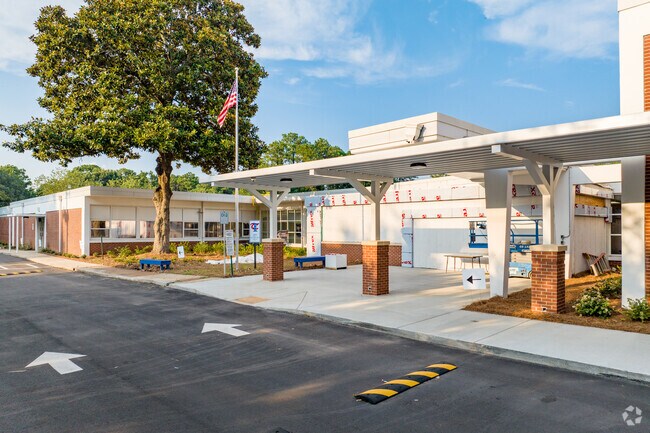 Benteen Elementary School is located at 200 Cassanova St SE, Atlanta, GA 30315.