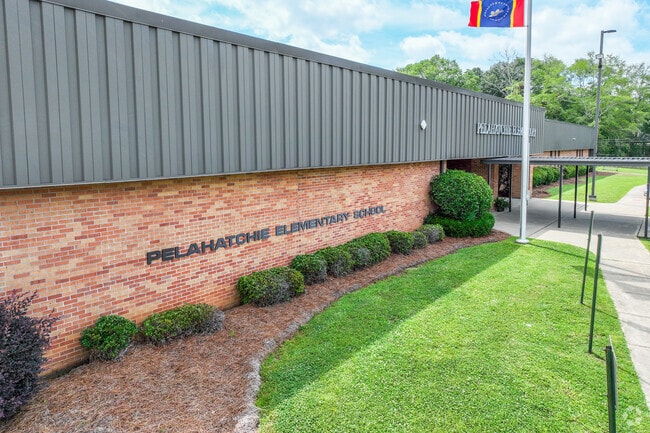 Pelahatchie Elementary School is a part of the Rankin County School District.