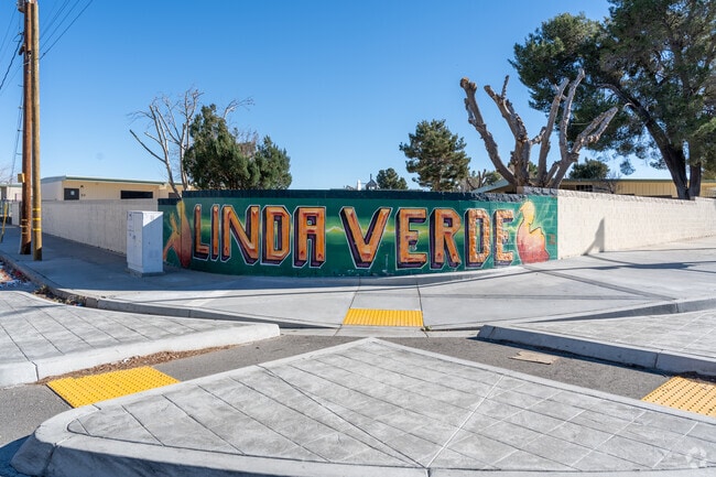 Linda Verde Elementary School is located at 44924 N. Fifth St. E., Lancaster, CA 93535.