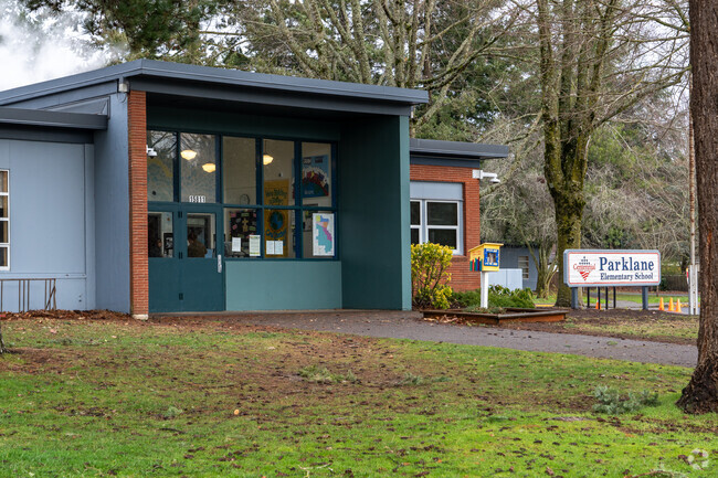A closeup of the main student entrance of Parklane Elementary School.