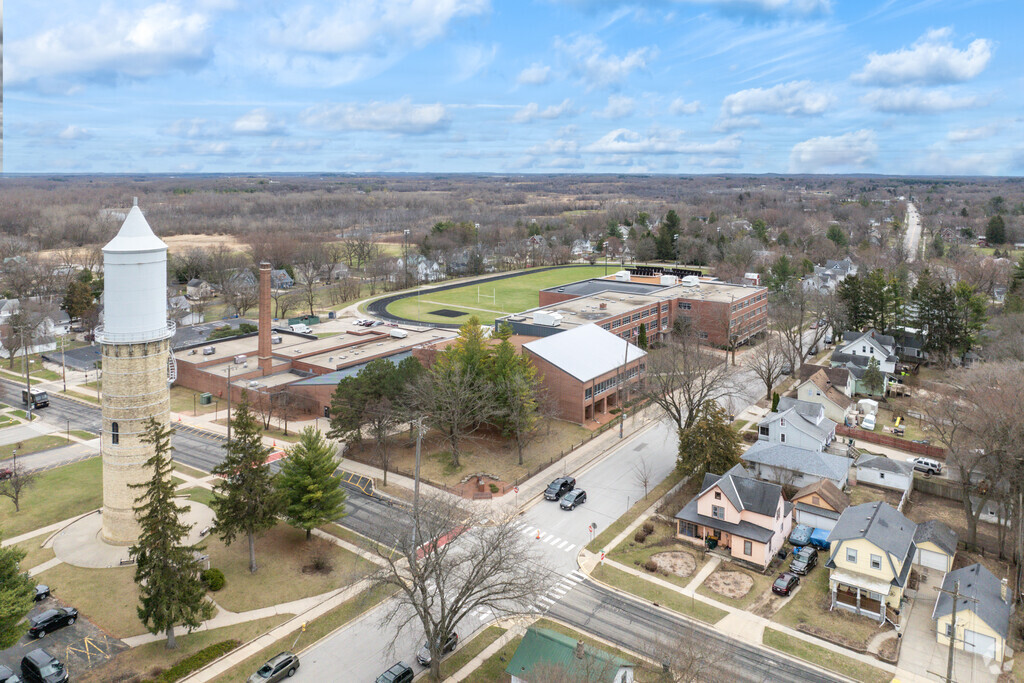 Fort Atkinson Middle School is a highly rated school in Jefferson County.