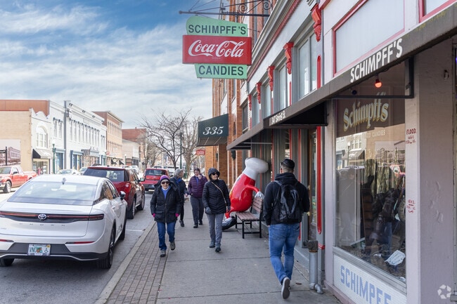 Downtown Jeffersonville serves residents of Oak Park for their shopping needs.