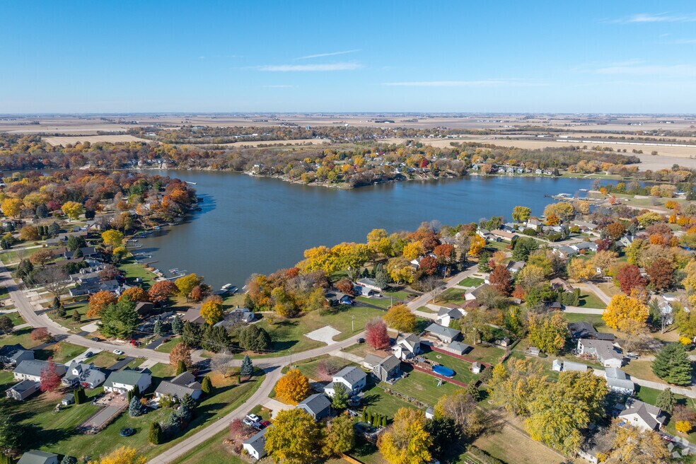 LakeHoliday_102983_PJ_111825_V2