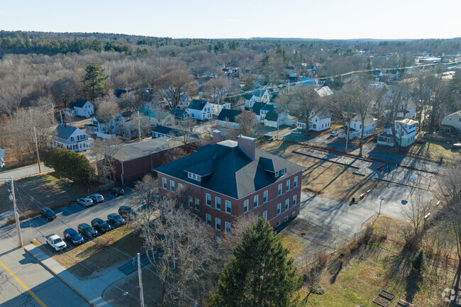 School Street School is a public school in Strafford County for students K-4.