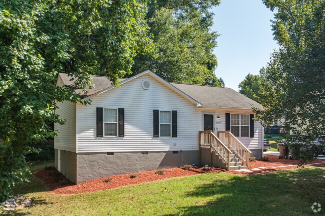 Martin Area has mostly smaller cottage and ranch style homes.