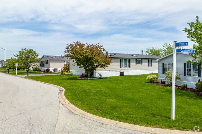 All of the homes in Pheasant Lake Estates in Goodenow offer ample yard space and quiet streets.