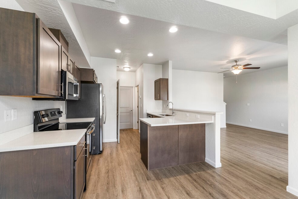 Orchard Land Duplexes, Coeur D'Alene, ID 83815 - photo 1