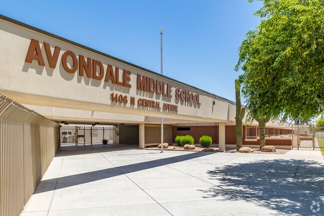 Avondale Middle School's entrance proudly displays its name, welcoming students in Avondale.