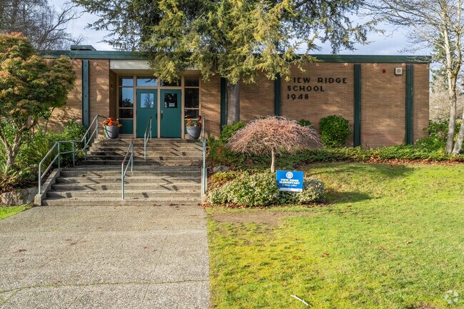 View Ridge Elementary School inspires children to learn and sparks creativity.