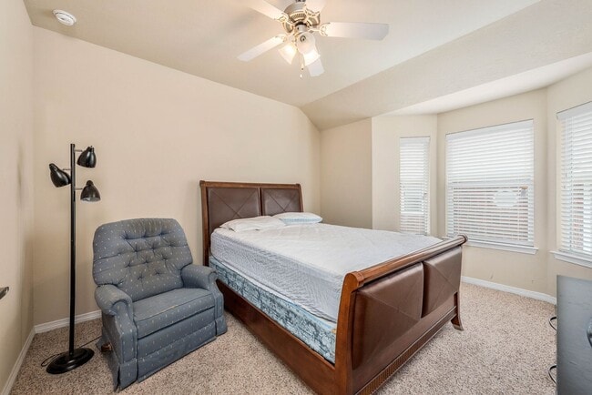 1198 Jones-Butler Rd, College Station, TX 77840 - photo 6