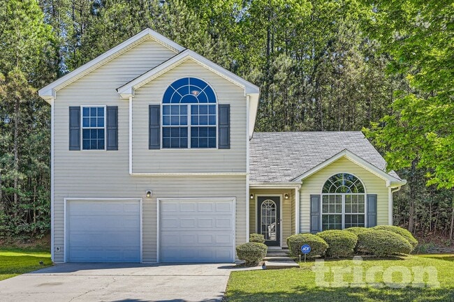 3250 Diamond Bluff, Union City, GA 30291 - photo 2