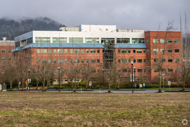 Healthcare is a major industry in Springfield, Oregon.