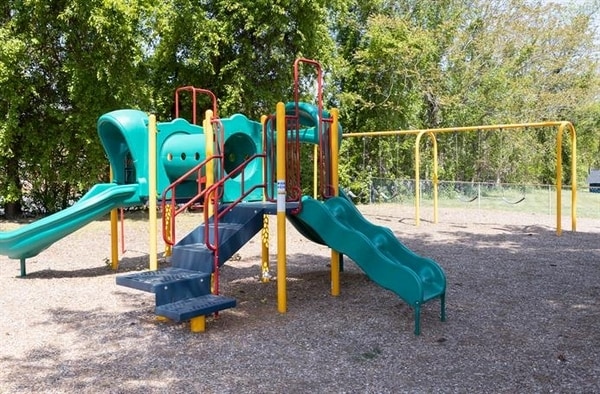 Wedgewood Gardens, Eatontown, NJ 07724 - photo 5